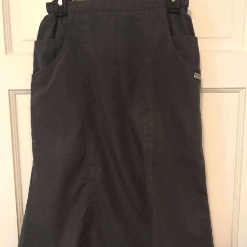 Grey scrub skirt